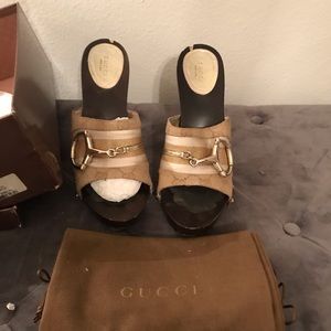 Authentic Gucci gg sandals